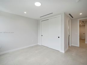 2962 W Trade Ave, Coconut Grove FL 33133