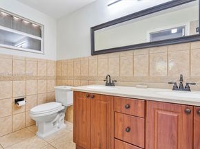 5259 NW 186TH Ln, Miami Gardens FL 33055