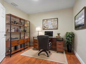 5259 NW 186TH Ln, Miami Gardens FL 33055