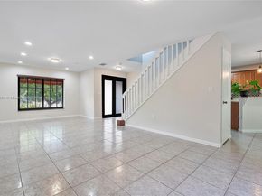 5259 NW 186TH Ln, Miami Gardens FL 33055