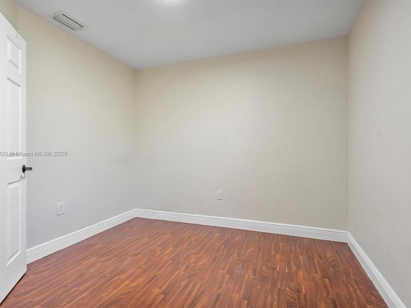 5259 NW 186TH Ln, Miami Gardens FL 33055