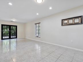 5259 NW 186TH Ln, Miami Gardens FL 33055