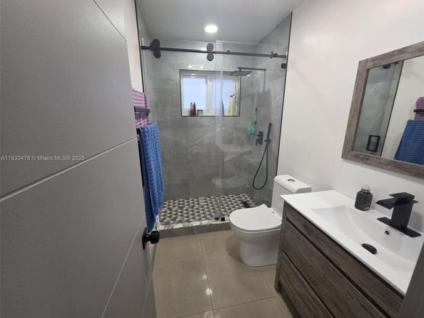 1320 NW 179th Ter, Miami Gardens FL 33169