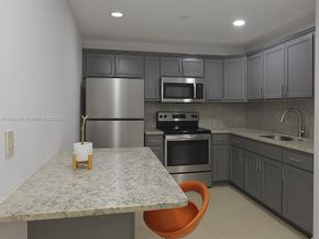 1320 NW 179th Ter, Miami Gardens FL 33169