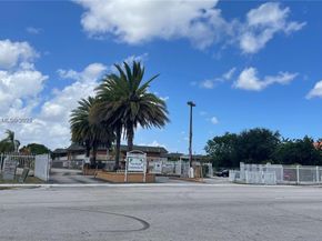 271 NW 177th  St B104, Miami Gardens FL 33169
