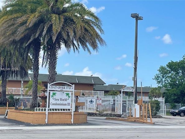 271 NW 177th  St B104, Miami Gardens FL 33169