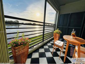 11312 Taft St 11312, Pembroke Pines FL 33026