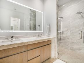 2821 S Bayshore Dr 15C, Miami FL 33133