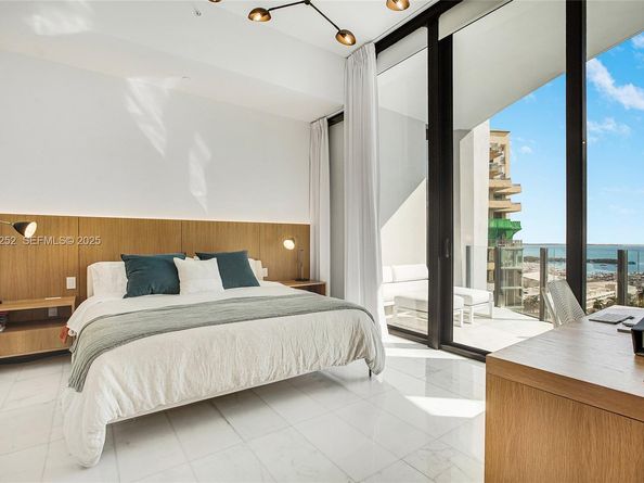 2821 S Bayshore Dr 15C, Miami FL 33133