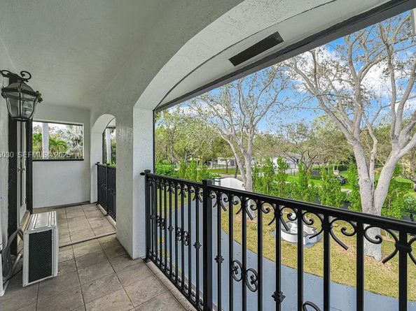 7830 SW 120th St, Pinecrest FL 33156