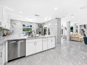 7830 SW 120th St, Pinecrest FL 33156