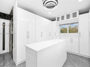 7830 SW 120th St, Pinecrest FL 33156