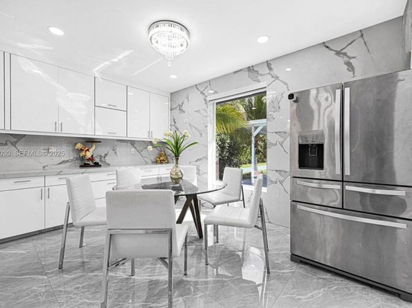 7830 SW 120th St, Pinecrest FL 33156