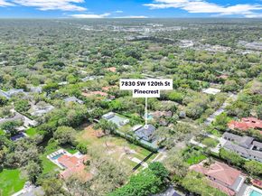 7830 SW 120th St, Pinecrest FL 33156