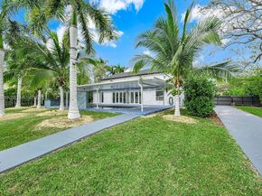 7830 SW 120th St, Pinecrest FL 33156