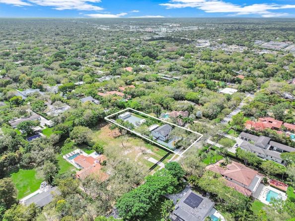 7830 SW 120th St, Pinecrest FL 33156