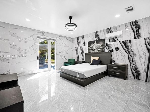 7830 SW 120th St, Pinecrest FL 33156