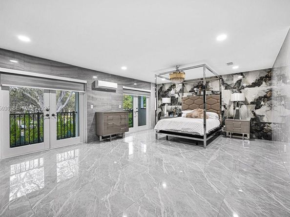 7830 SW 120th St, Pinecrest FL 33156