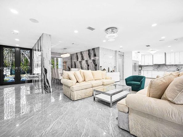 7830 SW 120th St, Pinecrest FL 33156