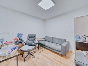 2171 SW 21st St, Miami FL 33145