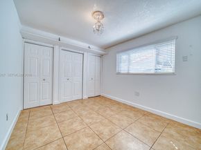 2171 SW 21st St, Miami FL 33145