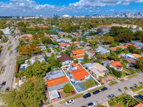 2171 SW 21st St, Miami FL 33145