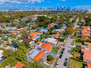 2171 SW 21st St, Miami FL 33145