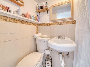 2171 SW 21st St, Miami FL 33145