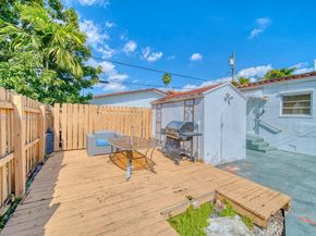 2171 SW 21st St, Miami FL 33145