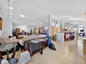 5665 Lakeview Mews Dr, Boynton Beach FL 33437