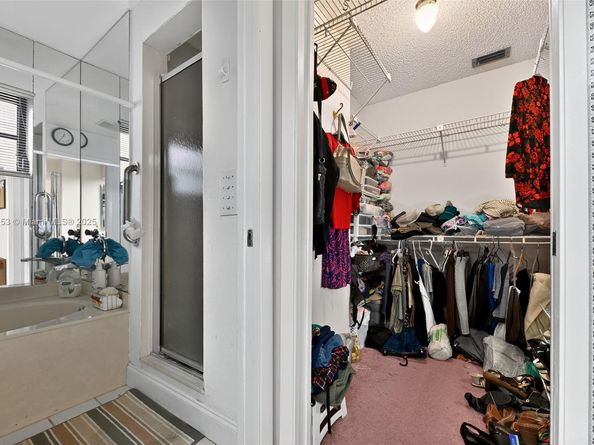 5665 Lakeview Mews Dr, Boynton Beach FL 33437