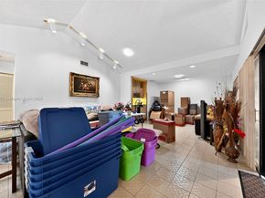 5665 Lakeview Mews Dr, Boynton Beach FL 33437