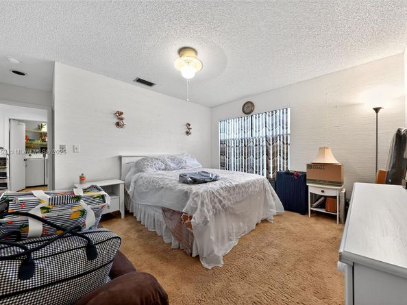 5665 Lakeview Mews Dr, Boynton Beach FL 33437