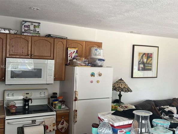7304 SW 82nd St A210, Miami FL 33143