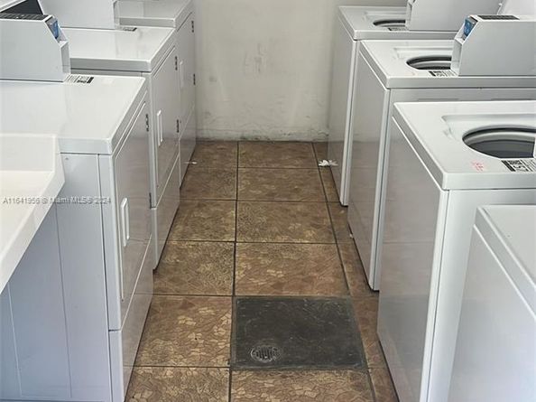7304 SW 82nd St A210, Miami FL 33143