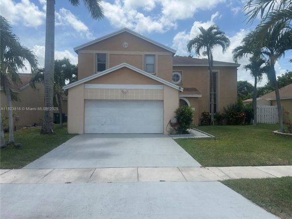 2660 Huron Way, Miramar FL 33025
