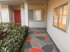 801 SW 138th Ave 106E, Pembroke Pines FL 33027