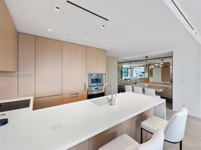 19242 Fisher Island Dr 19242, Miami Beach FL 33109
