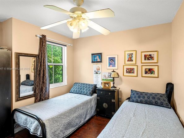 16316 SW 48th St, Miramar FL 33027
