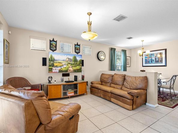 16316 SW 48th St, Miramar FL 33027