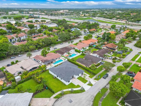 12105 SW 93rd st, Miami FL 33186