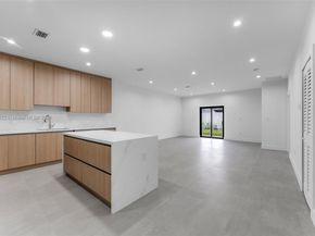12105 SW 93rd st, Miami FL 33186