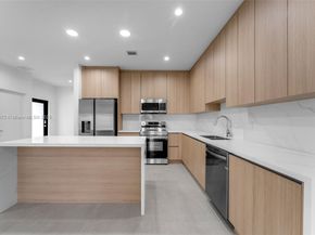 12105 SW 93rd st, Miami FL 33186
