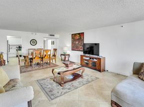 8877 Collins Ave 405, Surfside FL 33154