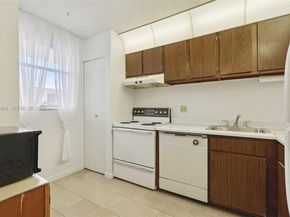 5300 NE 24th Ter 428C, Fort Lauderdale FL 33308