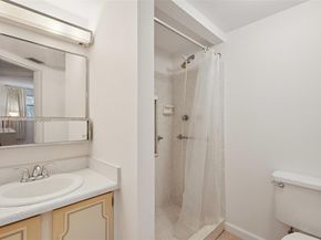 5300 NE 24th Ter 428C, Fort Lauderdale FL 33308