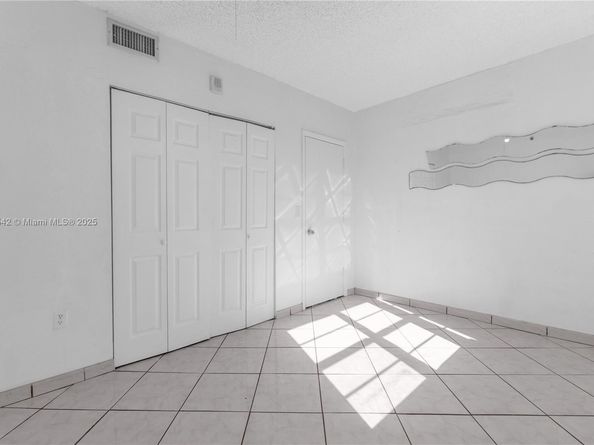2829 Indian Creek Dr 1110, Miami Beach FL 33140