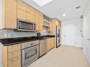 60 SW 13th St 3414, Miami FL 33130