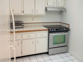 7815 Camino Real i417, Miami FL 33143