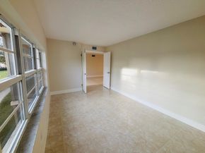 411 S Hollybrook Dr 305, Pembroke Pines FL 33025